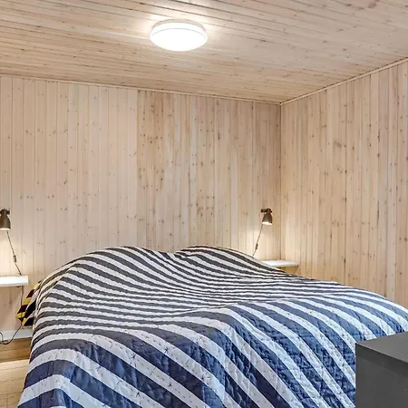 Holiday home Beautiful In With 2 Bedrooms And Wifi